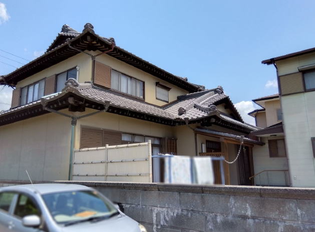 掛川市下垂木の中古住宅をお預かりしました。