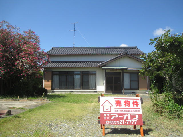掛川市沖之須の中古住宅をお預かりしました。