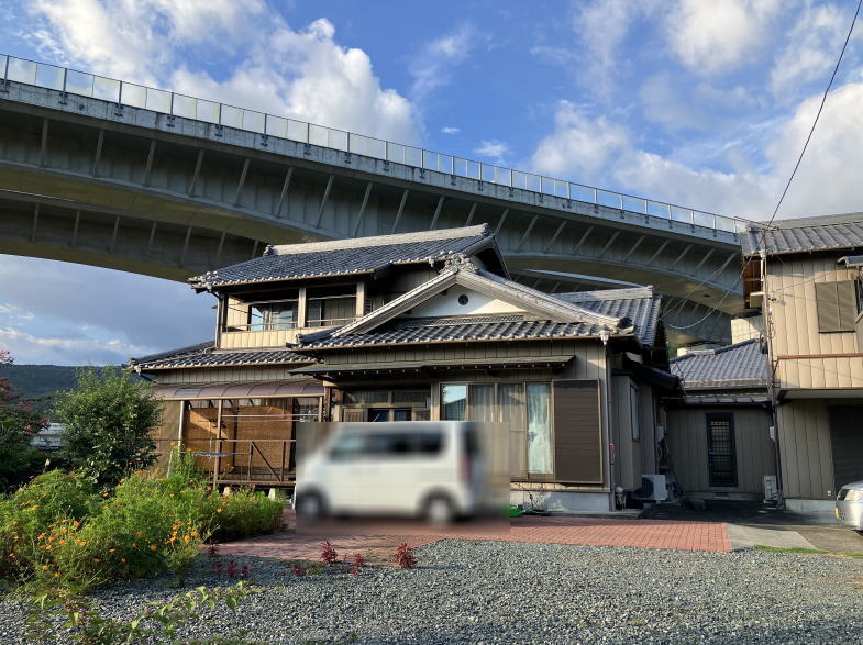 掛川市原里の中古住宅をお預かりしました。