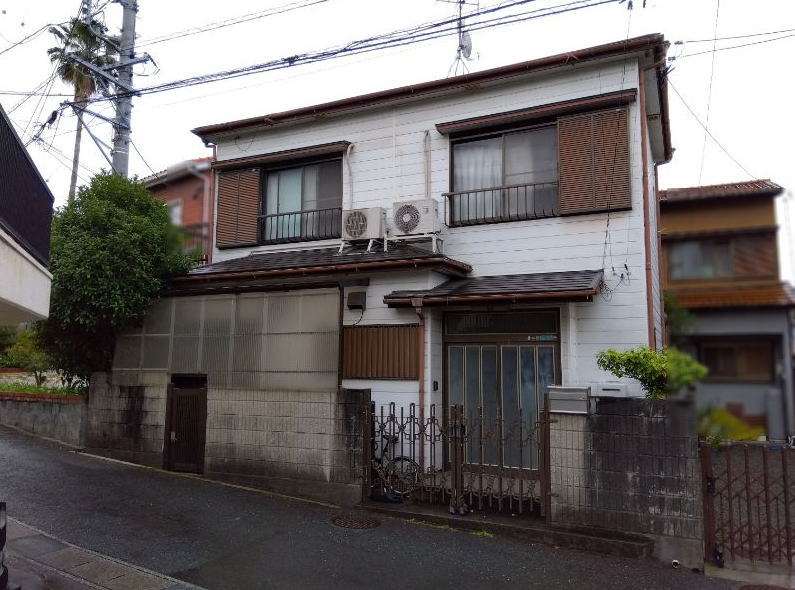 浜松市中央区鴨江4丁目の売借家をお預かりしました。