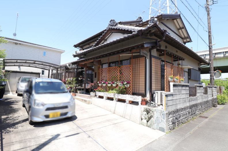 袋井市堀越の中古住宅をお預りしました