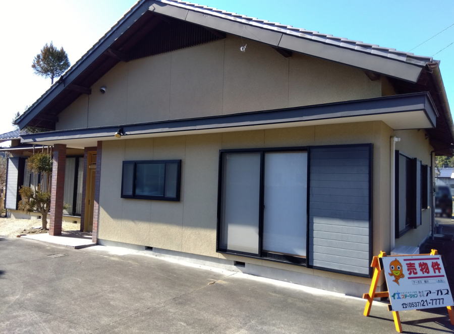 掛川市寺島の売戸建てをお預かりしました。